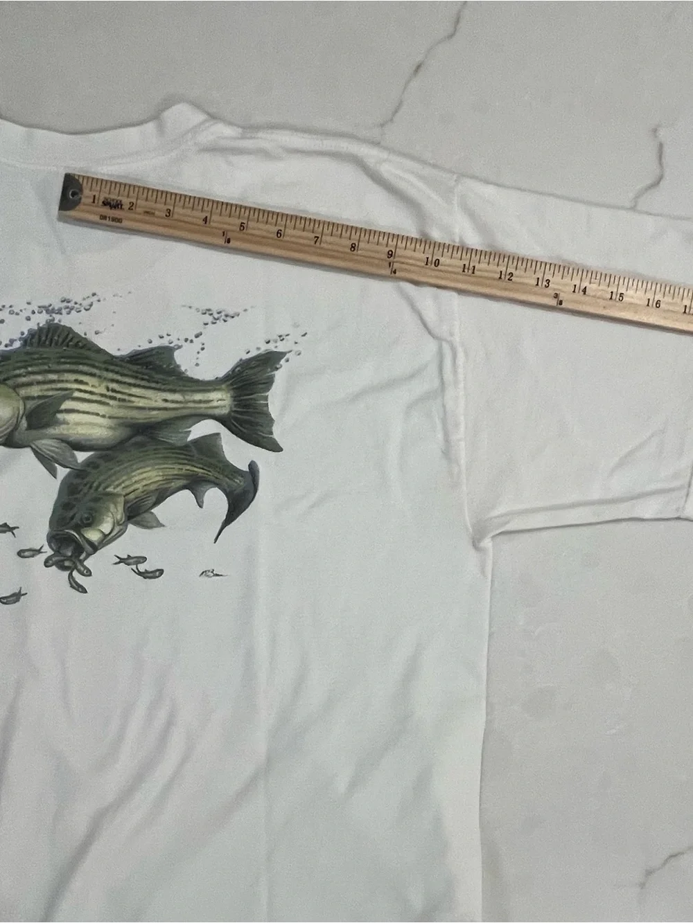 Vintage 90s Gildan Striped Bass Fishing Pocket Tee L